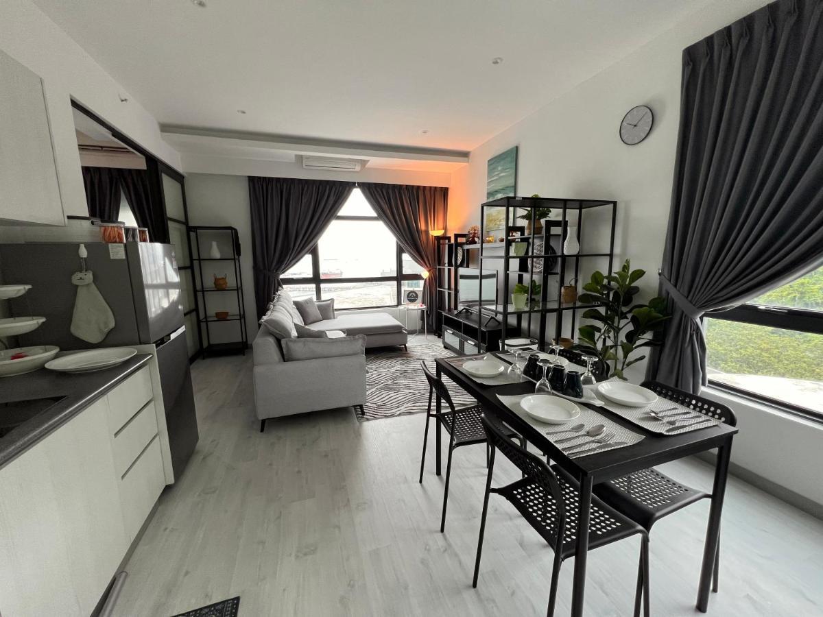 Jesselton Quay Suite By Backyard Kota Kinabalu Luaran gambar